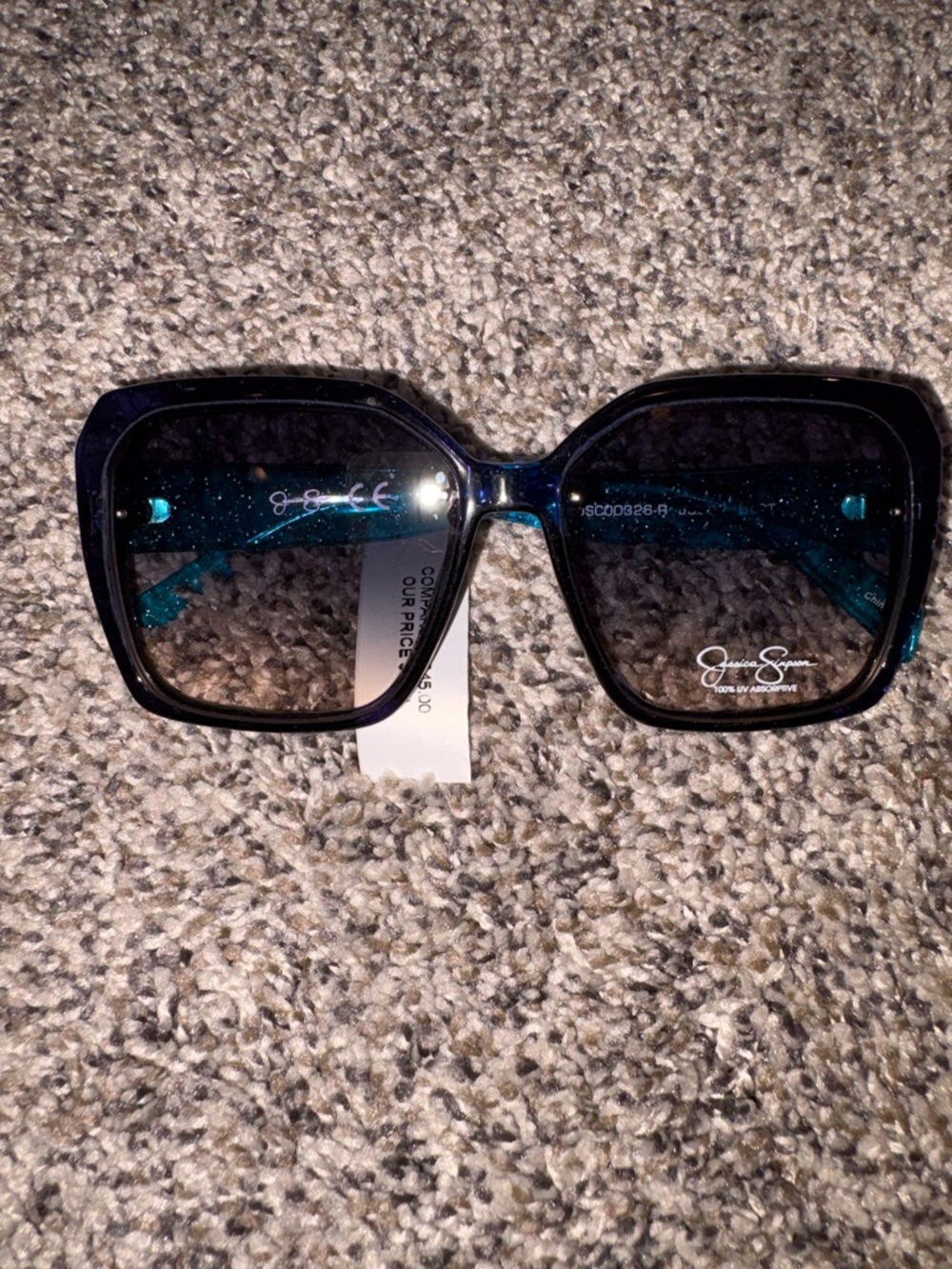JESSICA SIMPSON Oversized Square Rims Sunglasses NWT